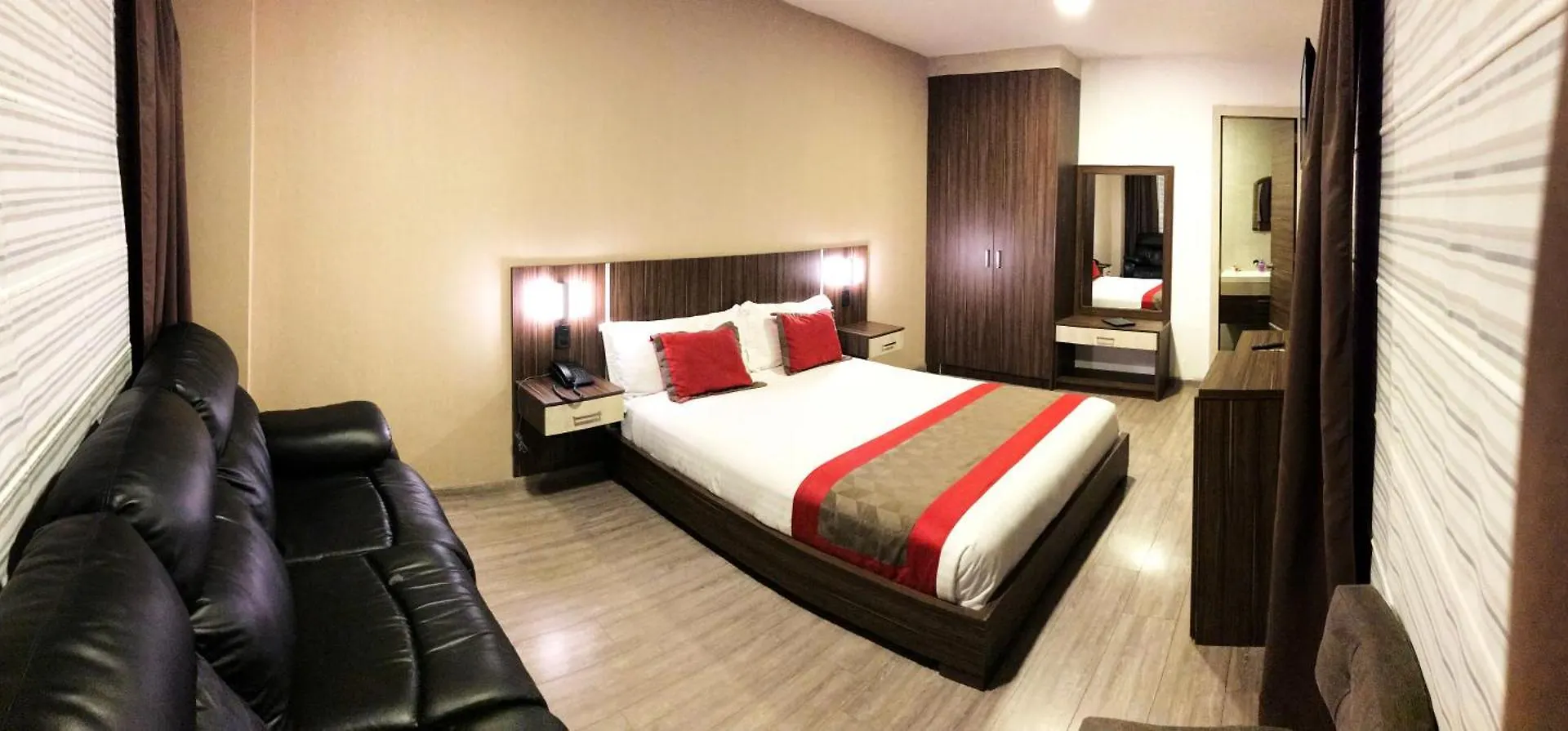 ***  Hotel Santiago De Compostella Suites クエンカ エクアドル