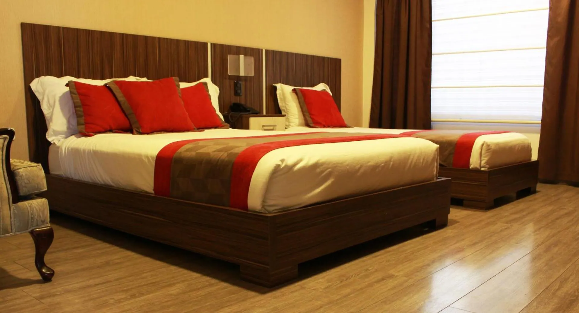 ***  קואנקה Hotel Santiago De Compostella Suites אקוודור