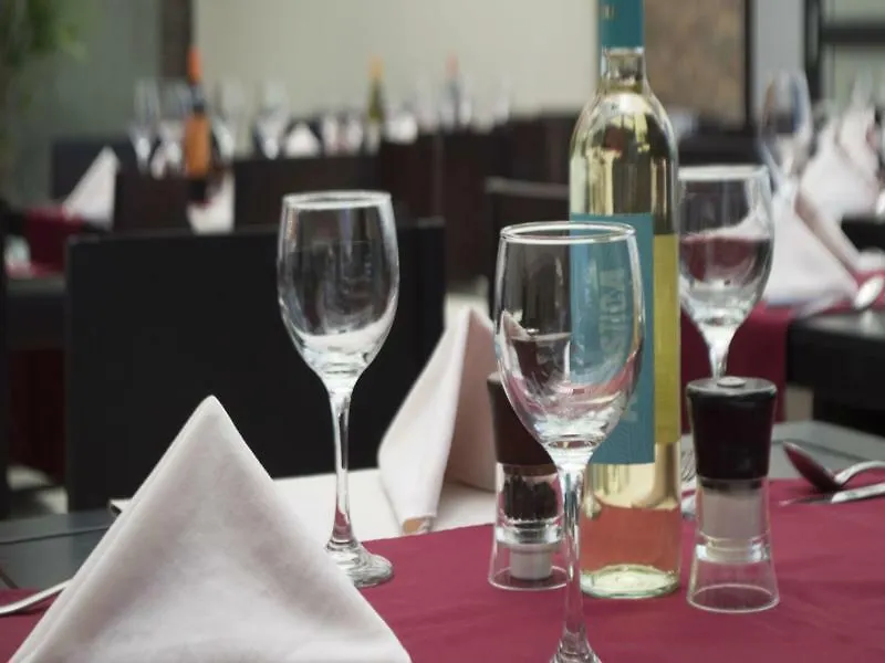 Hotel Santiago De Compostella Suites クエンカ